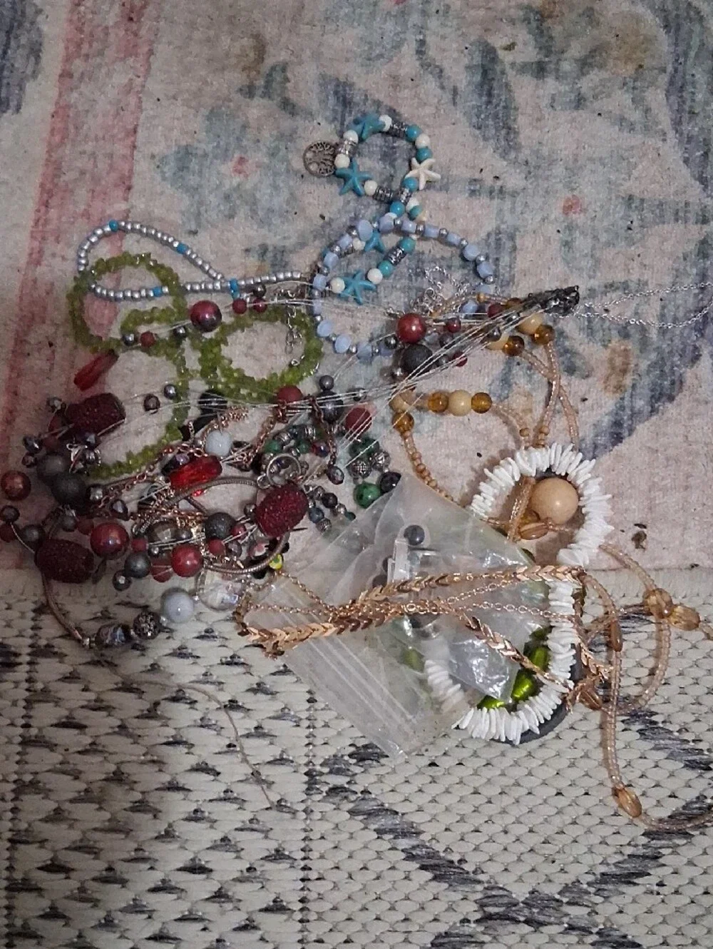 Assorted Women’s Beaded and Shell Bracelet Set in White, Green, Blue and Brown